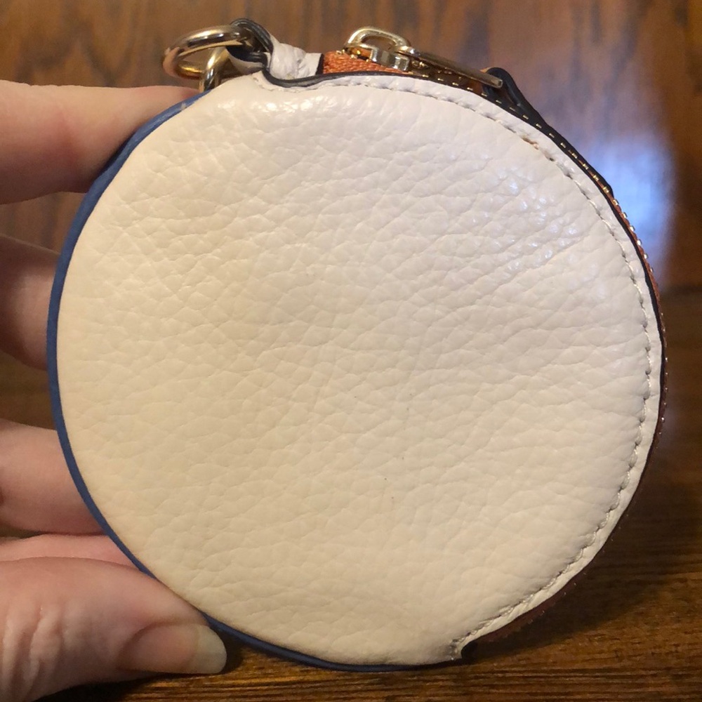 NWT-Coach-Circular Leather Coin Pouch-Coach Stamp Print-$128 - Picture 3 of 11